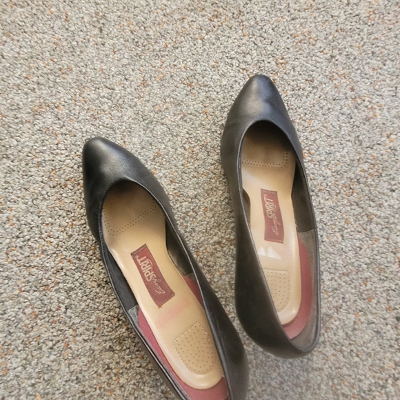 Easy Spirit navy blue leather comfort pumps - Picture 2 of 6